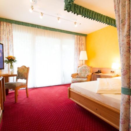 Hotel Pfalzblick Dahn Esterno foto